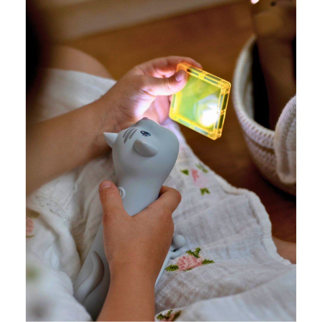 Flashlight for Kids - Cat MIMI - TRIKIDO