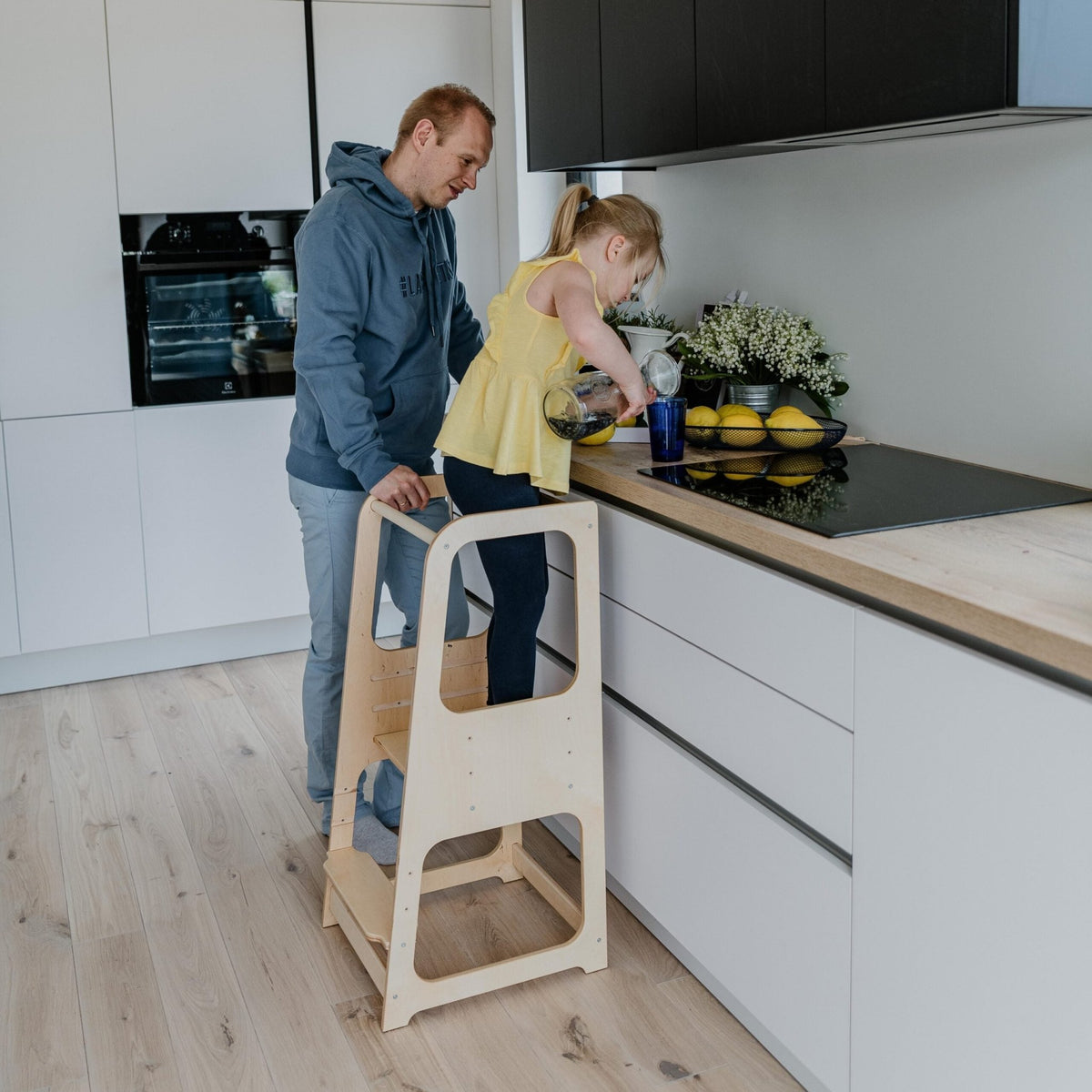 Montessori Helper Tower Step Stool - TRIKIDO