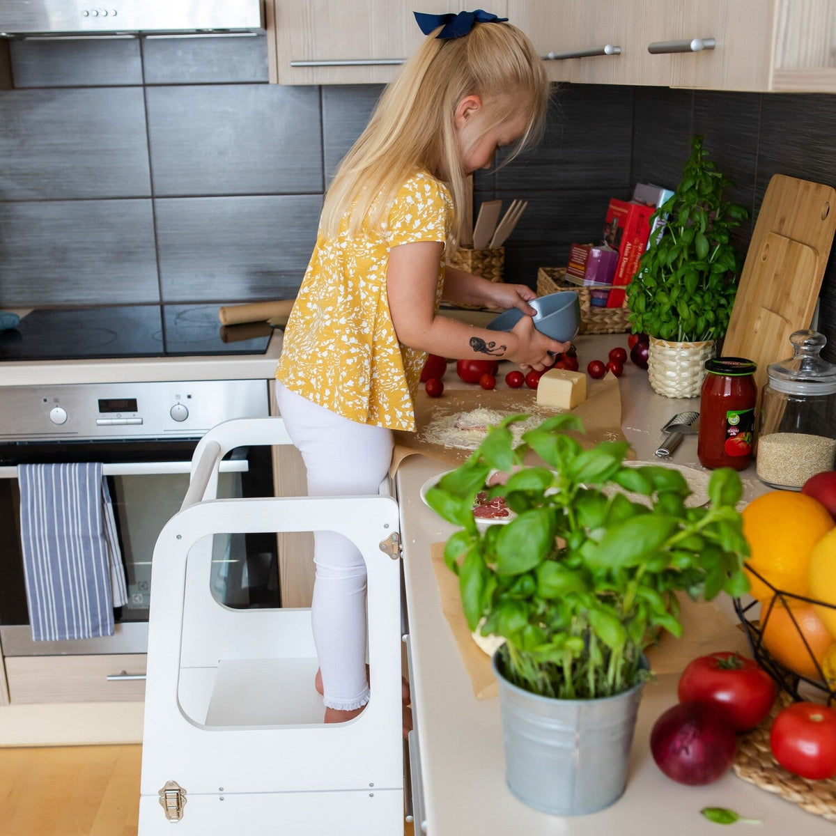 Transformable Kitchen Tower / Table & Chair - TRIKIDO